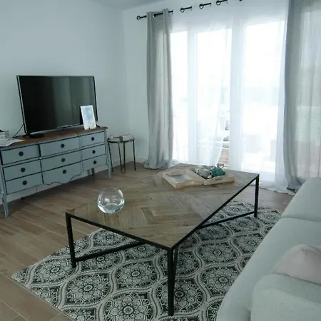 In Playa Blanca Sleeps 6 Includes Swimming Pool And Air Con 8 * بلايا بلانكا