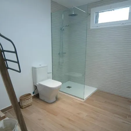 In Playa Blanca Sleeps 6 Includes Swimming Pool And Air Con 8 فيلة